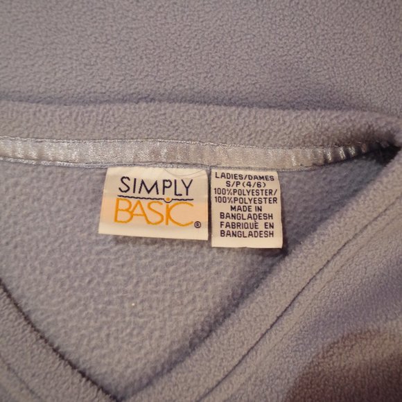 Simply Basic Grandma Polar Fleece Top w/Snowflake Embroidery- Sz. Sm - Picture 5 of 5